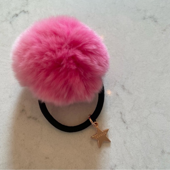 NWOT 🩷 Set of 2 Jocelyn Fur Hair Ties - Picture 7 of 7